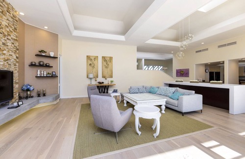Kahala House | Beautiful 4bed room house by Diamond head (30 Nights Minimum Stay)