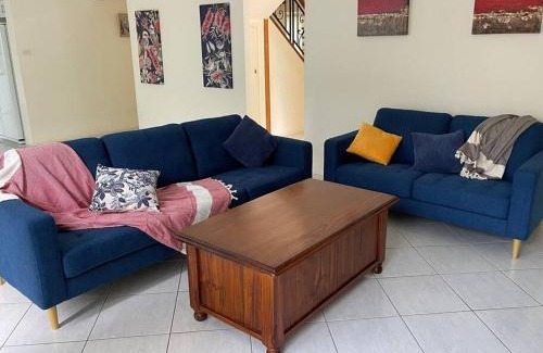 Sanctuary Point House | Beautiful 5 bedroom house in Jervis Bay