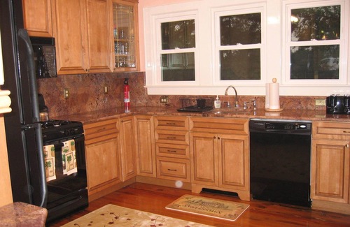 Ship Bottom House | Beautiful 5 Bedroom Victorian Home - 3rd House from Ocean