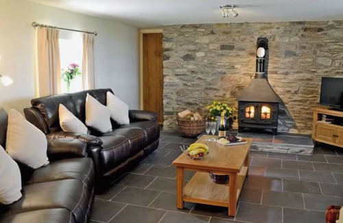 Tregaron House | Beautiful 5* Cottage, sleeps 6 with two bathrooms