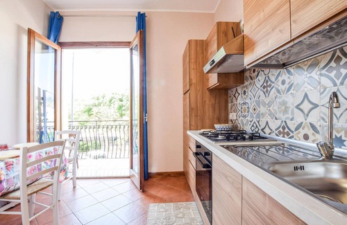 Trappitello Apartment | Beautiful and compact holiday apartment in a central location in Trappitello.