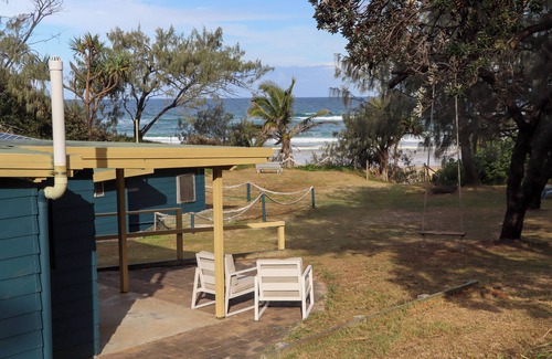 Fraser Island House | Beautiful and secluded beach house with Ocean Views - Wongrai @ The Haven