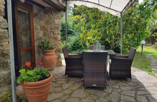 Gavorrano Cottage | beautiful, antique small Stone house, with pool + garden