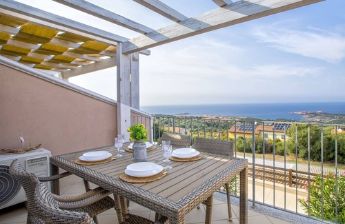 Paduledda Apartment | Beautiful apartment for 4 guests with pool, A/C, TV, terrace and pets allowed