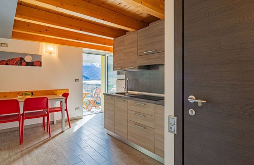 Novate Mezzola Apartment | Beautiful apartment for 5 people with WIFI, TV and balcony