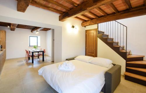 Castel Focognano Apartment | Beautiful Apartment In Castel Focognano