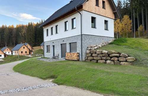 Smrzovka Apartment | Beautiful apartment for 8 people with WIFI, TV, terrace and parking