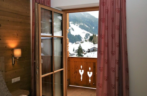 Wildschoenau Apartment | Beautiful apartment for 5 guests with WIFI, TV and terrace