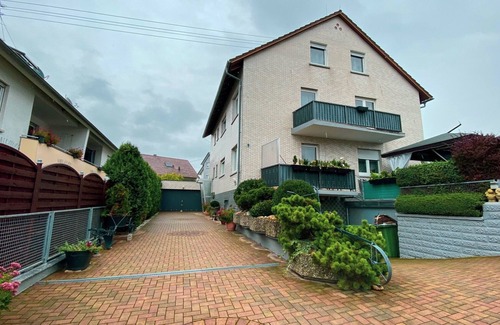 Vaihingen an der Enz Condo | Beautiful apartment Very nice picturesque quiet location. Feel at home
