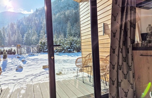 Fischbachau House | Beautiful apartment in villa for 5 guests with A/C, TV, terrace, pets allowed and parking