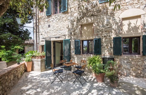 Fonterutoli Apartment | Beautiful apartment for 4 people with WIFI, A/C and TV, close to Siena
