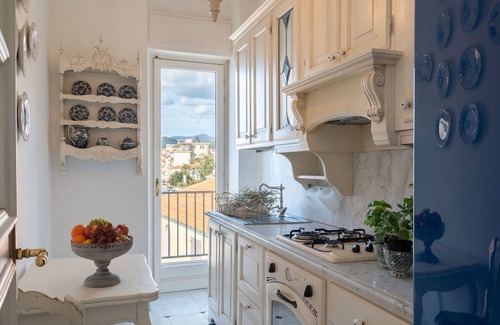 Riva Ligure Apartment | Beautiful apartment for 4 people with WIFI, TV and balcony