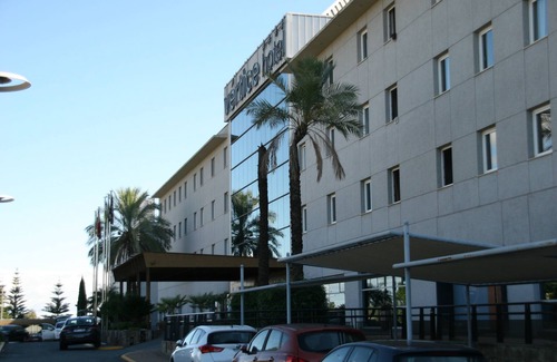 Bormujos Apartment | Beautiful apartment 10 minutes from the center of Seville