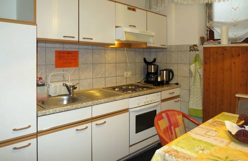 Fuegen Apartment | Beautiful apartment for 6 guests with WIFI, TV and terrace