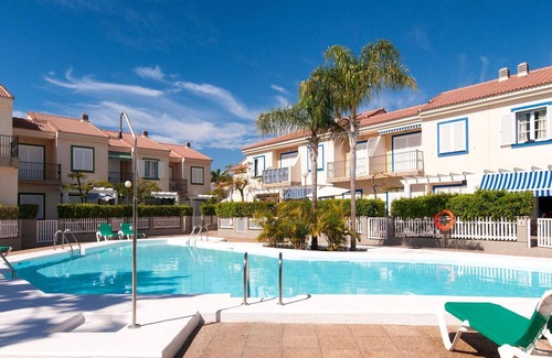 Pasito Blanco Apartment | Beautiful apartment for 4 people with WIFI, pool, A/C, TV and patio