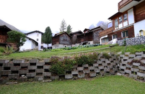 Saas-Fee Apartment | Beautiful apartment for 4 guests with WIFI, TV, balcony and pets allowed
