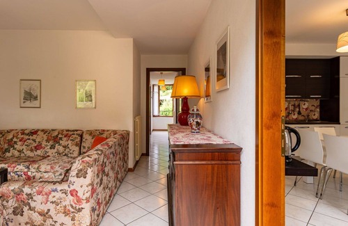 Castello Apartment | Beautiful apartment for 8 guests with WIFI, TV, balcony and pets allowed