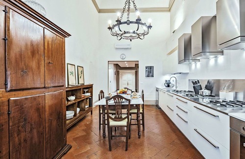 San Lorenzo Apartment | Beautiful apartment for 5 people with A/C, WIFI and TV