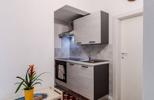Cima Apartment | Beautiful apartment for 4 guests with TV, patio and pets allowed
