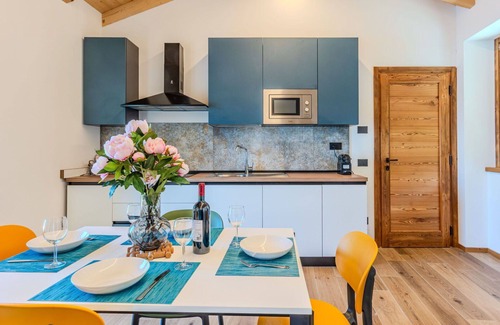 Verceia Apartment | Beautiful apartment for 4 guests with A/C, WIFI, TV and balcony