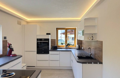 Weissenbach am Lech Apartment | Beautiful apartment for 6 people with WIFI, TV, terrace and pets allowed