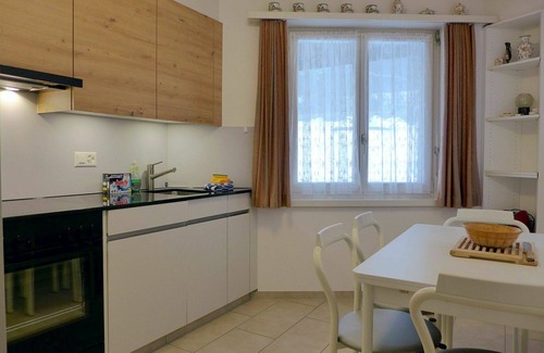 Beatenberg Apartment | Beautiful apartment for 4 guests with WIFI, TV, balcony and panoramic view