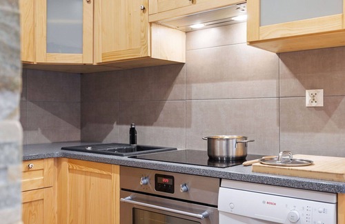 Chatel Apartment | Beautiful apartment for 6 guests with WIFI, TV and terrace