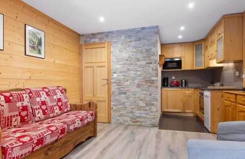 Chatel Apartment | Beautiful apartment for 6 guests with WIFI, TV and terrace