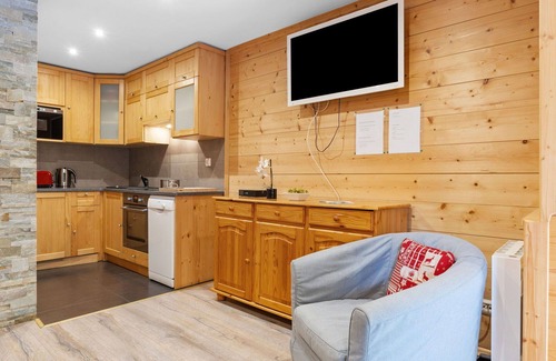 Chatel Apartment | Beautiful apartment for 6 guests with WIFI, TV and terrace