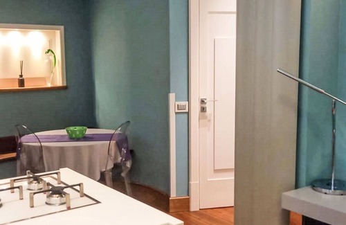 Chiaia Apartment | Beautiful apartment for 2 people with A/C, WIFI