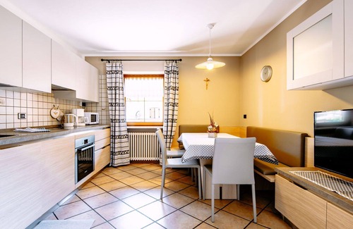 Soraga Apartment | Beautiful apartment for 8 people with WIFI, TV and balcony
