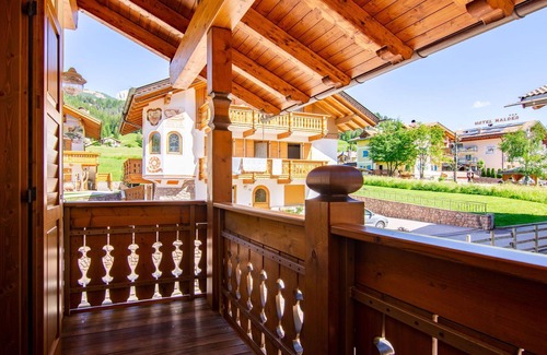 Soraga Apartment | Beautiful apartment for 8 people with WIFI, TV and balcony