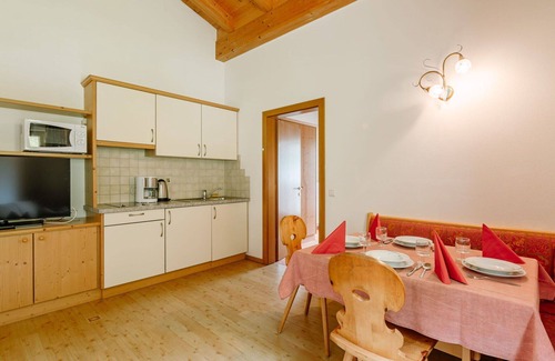 Solda Apartment | Beautiful apartment for 4 people with WIFI, TV, terrace, pets allowed and panoramic view