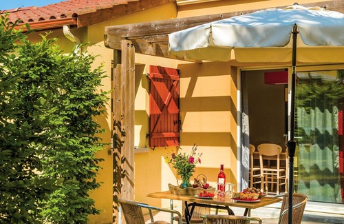 Montignac House | Beautiful apartment in villa for 4 people with pool, WIFI, TV, terrace and pets allowed