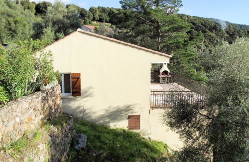 Partinello Apartment | Beautiful apartment for 3 guests with A/C, WIFI, TV, patio, pets allowed, panoramic view and par.