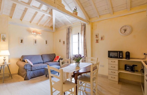 Saint-Jean Apartment | Beautiful apartment for 4 people with A/C, WIFI, TV and terrace