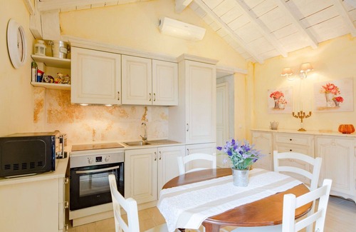 Saint-Jean Apartment | Beautiful apartment for 4 people with A/C, WIFI, TV and terrace