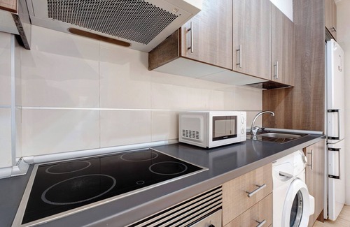 Las Rosas Apartment | Beautiful Apartment in Costa Silencio with Pool, Wi-Fi, Garden & Terrace