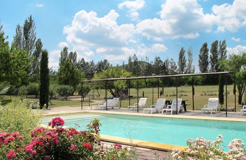 Sigonce Villa | Beautiful apartment in villa for 4 people with pool, WIFI, patio, pets allowed and parking