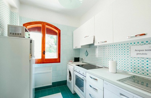 Caronia House | Beautiful apartment in villa for 5 guests with WIFI, TV, balcony and pets allowed