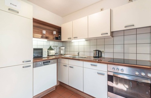 Zandt House | Beautiful apartment in villa for 6 guests with WIFI, TV, terrace, pets allowed and parking