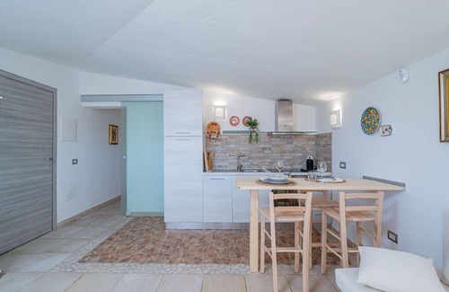 Eden Beach Villa | Beautiful apartment in villa for 3 guests with WIFI, pool, A/C, TV and patio