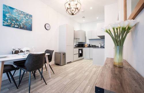 Windsor Apartment | Beautiful Apartment overlooking Windsor Castle