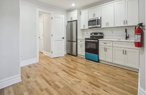 McGinley Square Apartment | Beautiful Apartment on Jersey City
