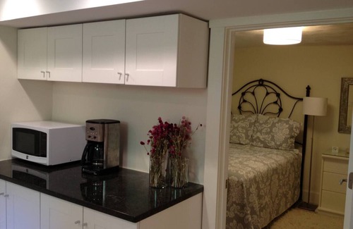 Takoma Park Apartment | Beautiful apt. in Historic Takoma
