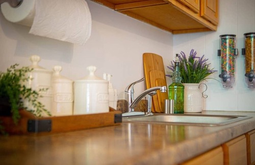 Hoboken Apartment | Beautiful Apt ONE STOP from Manhattan
