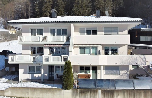 Ramsau im Zillertal Apartment | Beautiful apartment for 6 people with WIFI, TV and terrace