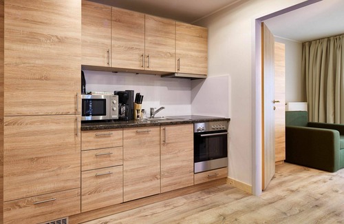 Katschberg Apartment | Beautiful apartment with pool, WIFI, TV, balcony, pets allowed, panoramic view and parking