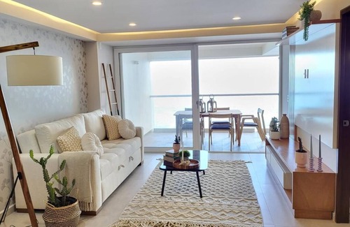 Las Glorias Apartment | BEAUTIFUL BEACHFRONT CONDO AT HARBOR 171