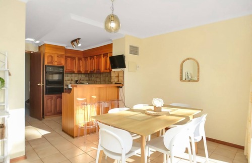 Victor Harbor House | Beautiful Beach Front Townhouse